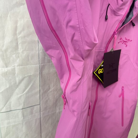 NWT Arc'teryx Women's Gore-Tex Waterproof Jacket - Hiking Ski Outdoor Coat - Picture 9 of 11